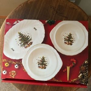 Vintage 1980s Nikko Happy Holidays 3 Piece Serving Set